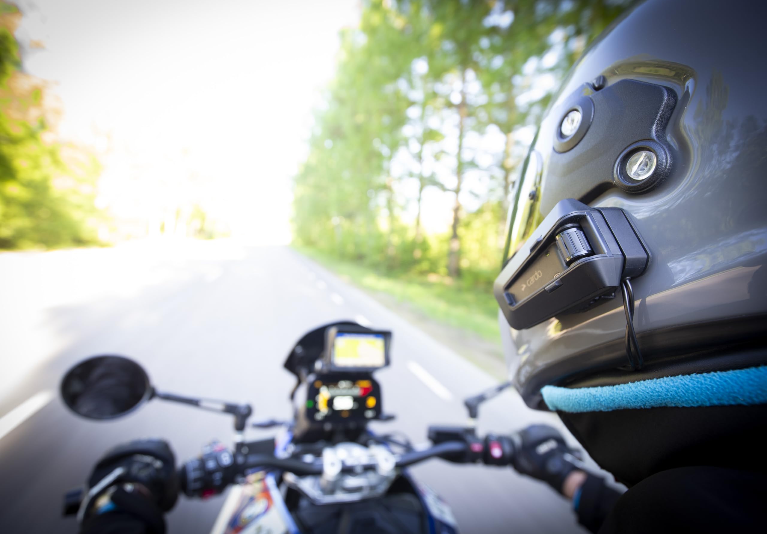 Cardo PACKTALK PRO Motorcycle Helmet Communication System Intercom, Crash Detection, Auto On/Off, Air Mount, 45mm Speakers
